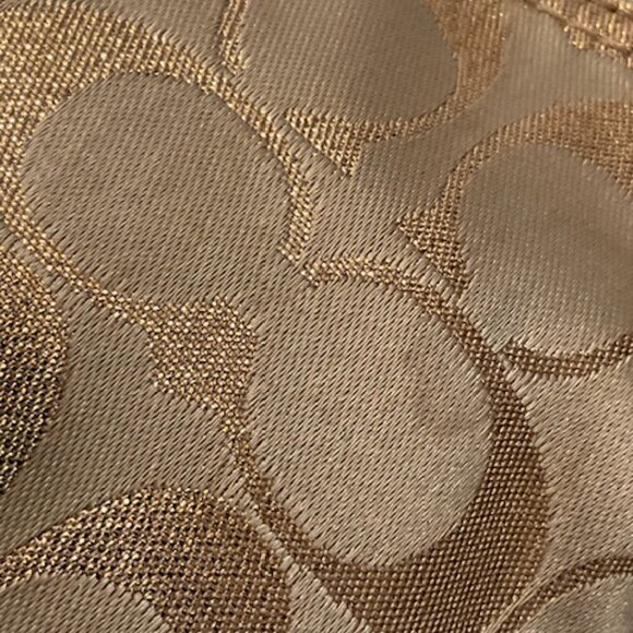 Vintage COACH Signature Small Purse. Pristine Condition. - Picture 5 of 5